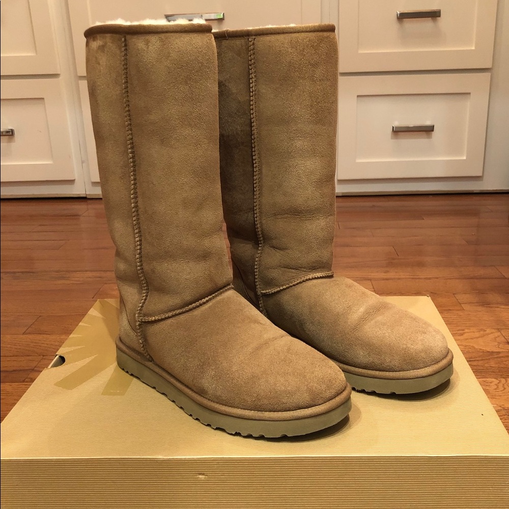 UGG Boots - Tall Classic Chestnut - Size 10